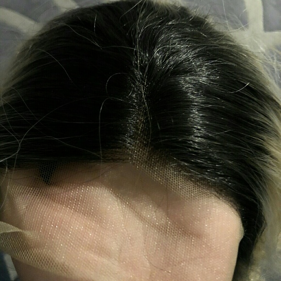 Blonde Human Brazilian Bob wig - Picture 5 of 5